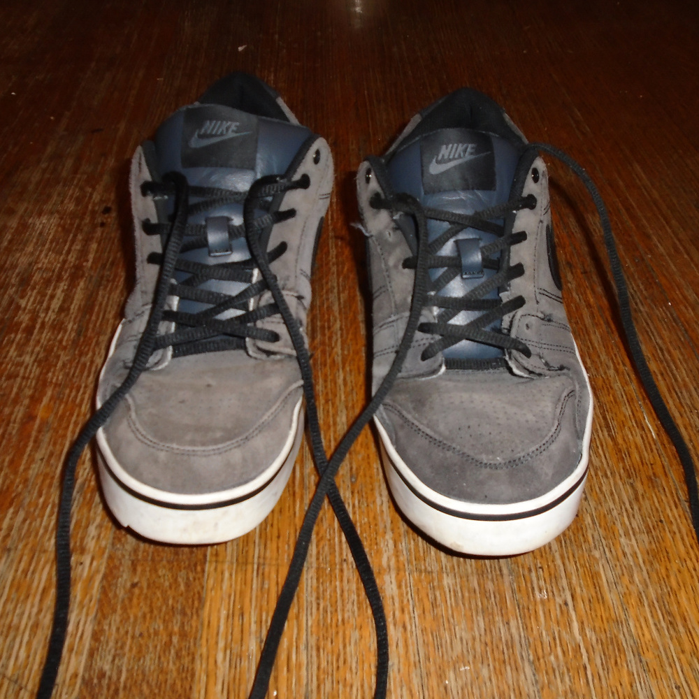 Nike Dark Gray Athletic Sneakers Men's Size US 10